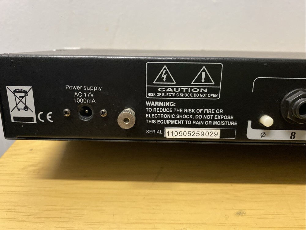 SM PRO AUDIO ENHANCED 8 CHANNEL PREAMP PRE-AMPLIFIER PR8E