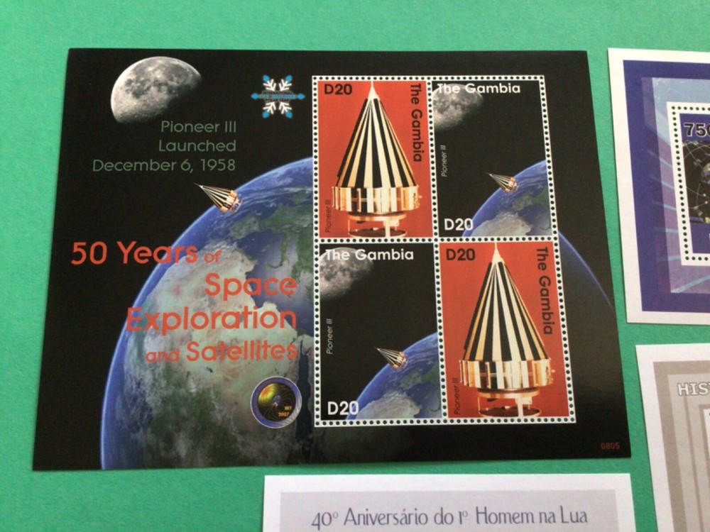 Telecommunications & Space Exploration 4 mint never hinged stamps sheet A17205