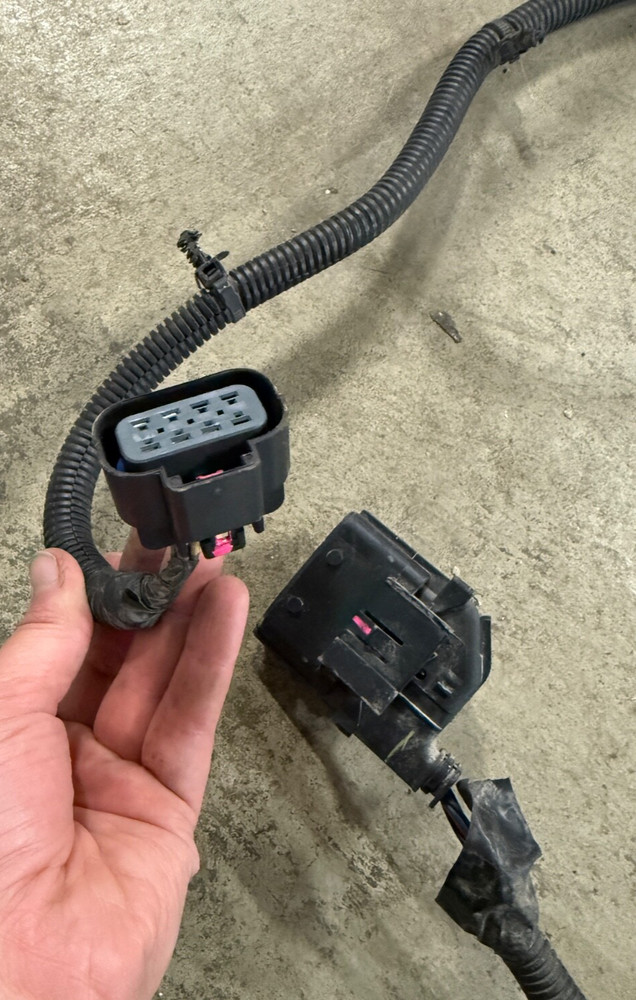 Forward Lamp Wiring Harness 23441365