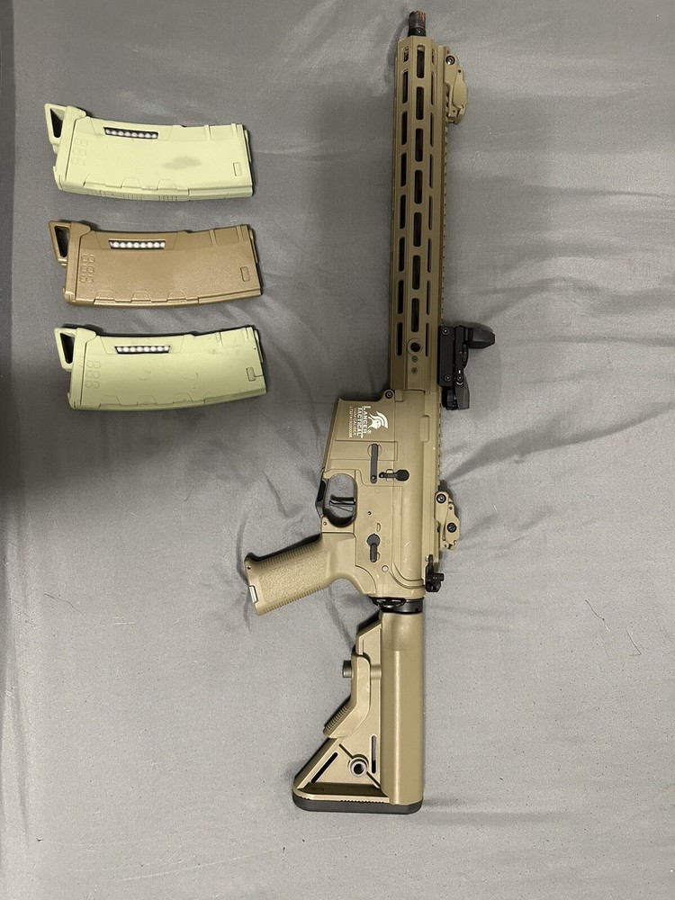 Lancer Tactical 6mm Caliber Airsoft Riffle
