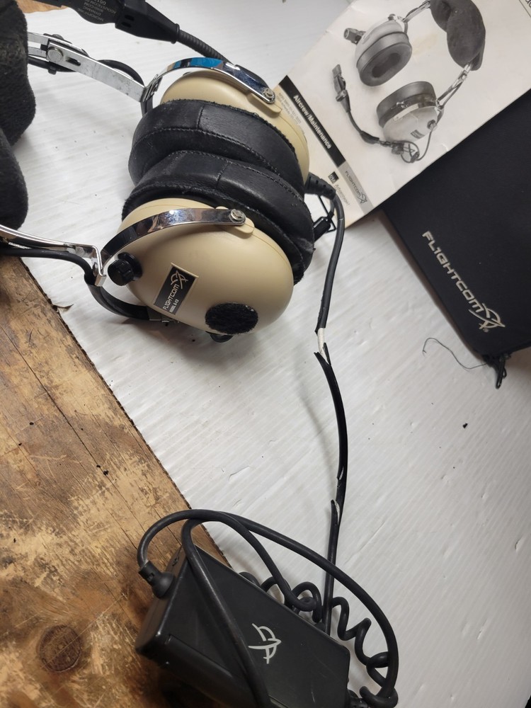 FLIGHTCOM E-13 ANR Active Noise Reduction Military Headset Not Tested