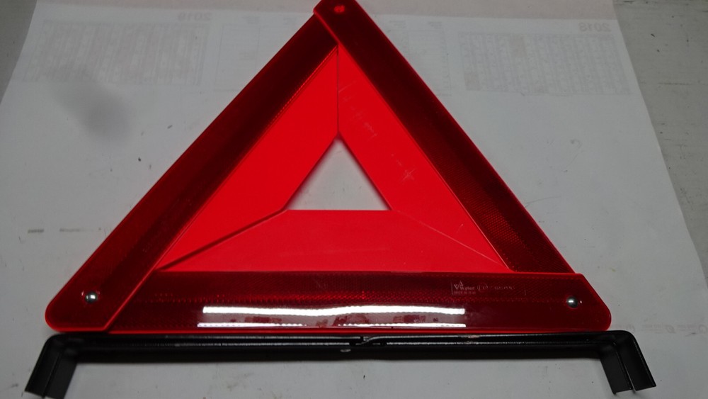 Warning Triangle 27R030013