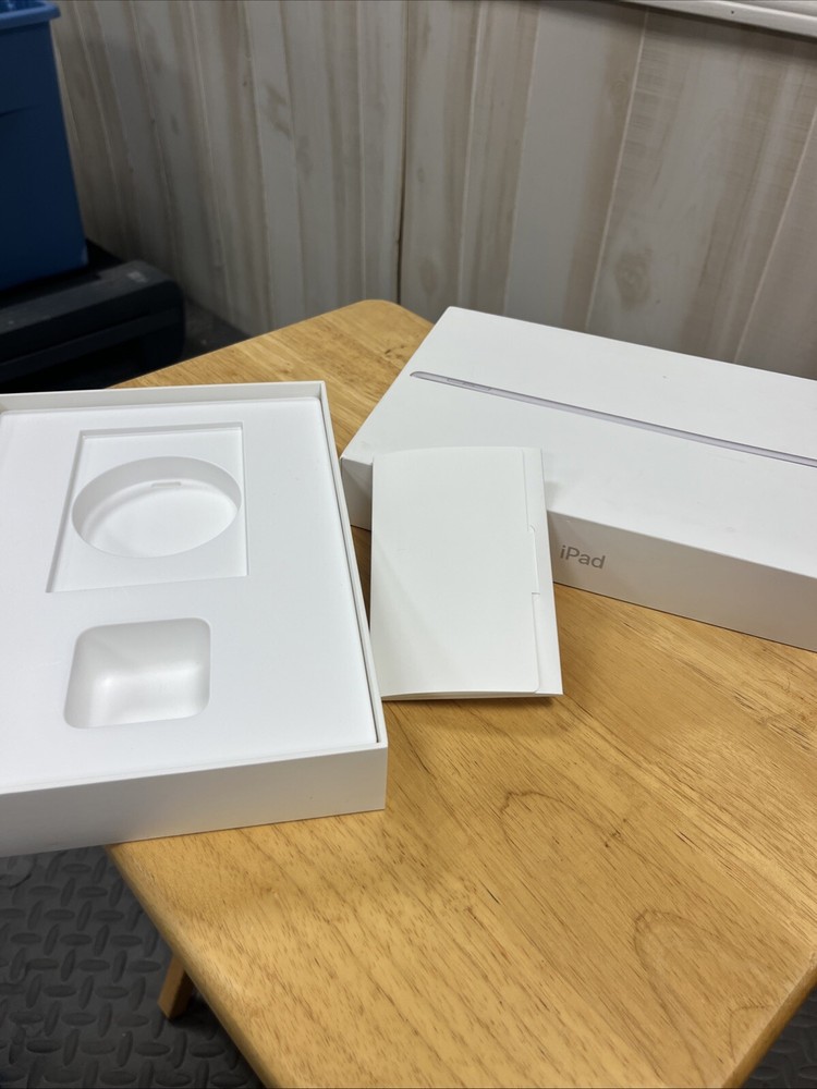 iPad Wi-Fi + Cell 64GB Space Gray - EMPTY BOX ONLY - No IPAD
