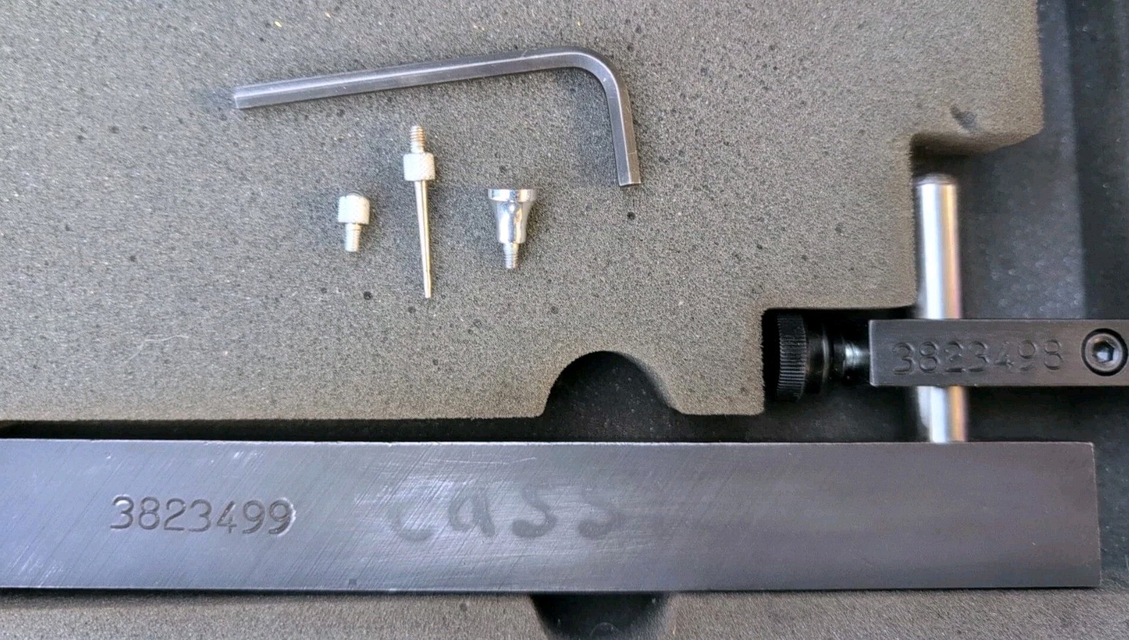 OEM Cummins 3164438 Gauge Kit Indicator Liner Protrusion Tool Plate Base Dial