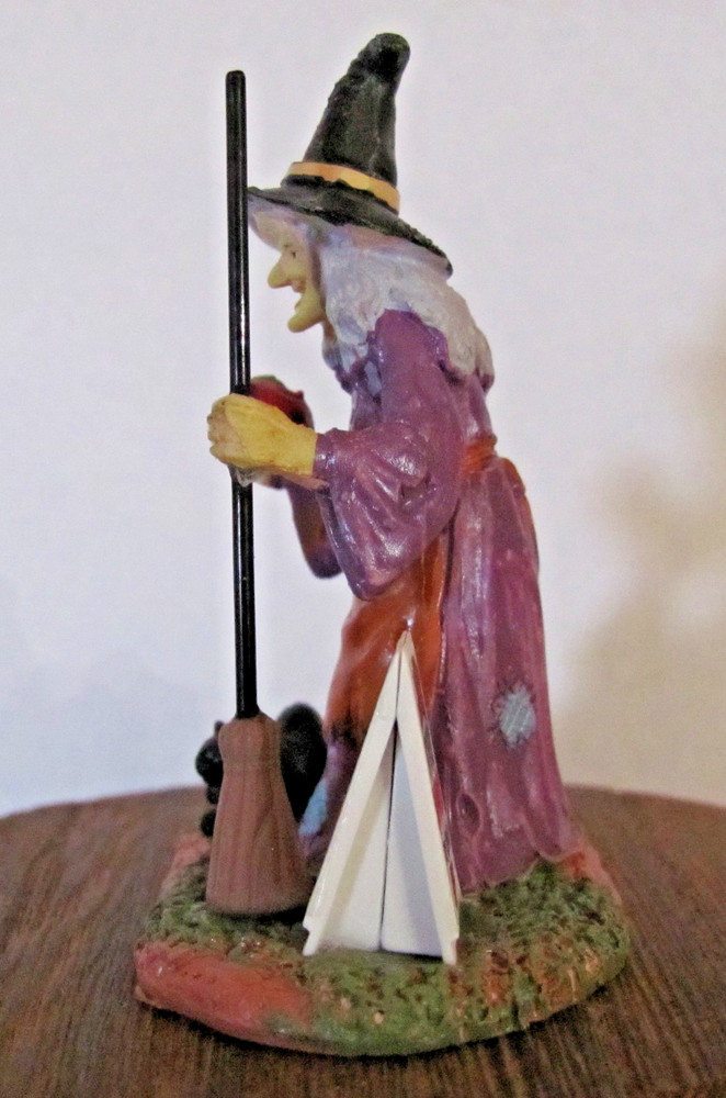 Lemax Spooky Town Figurine - Free Samples #12010 - Retired