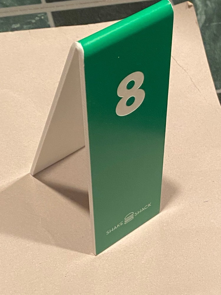 Shake Shack #8 Plastic Green Table Tent *Pre Owned* ddd1