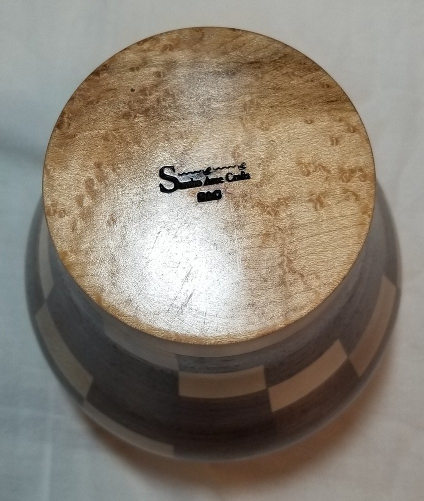 segmented vase made of sapele,walnut Wood, Vase Handmade 8 7/8 H × 6 1/2 "D"