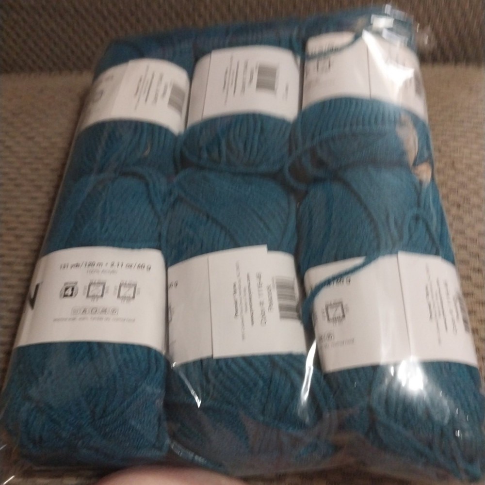 New Premier Just Yarn "Peacock"