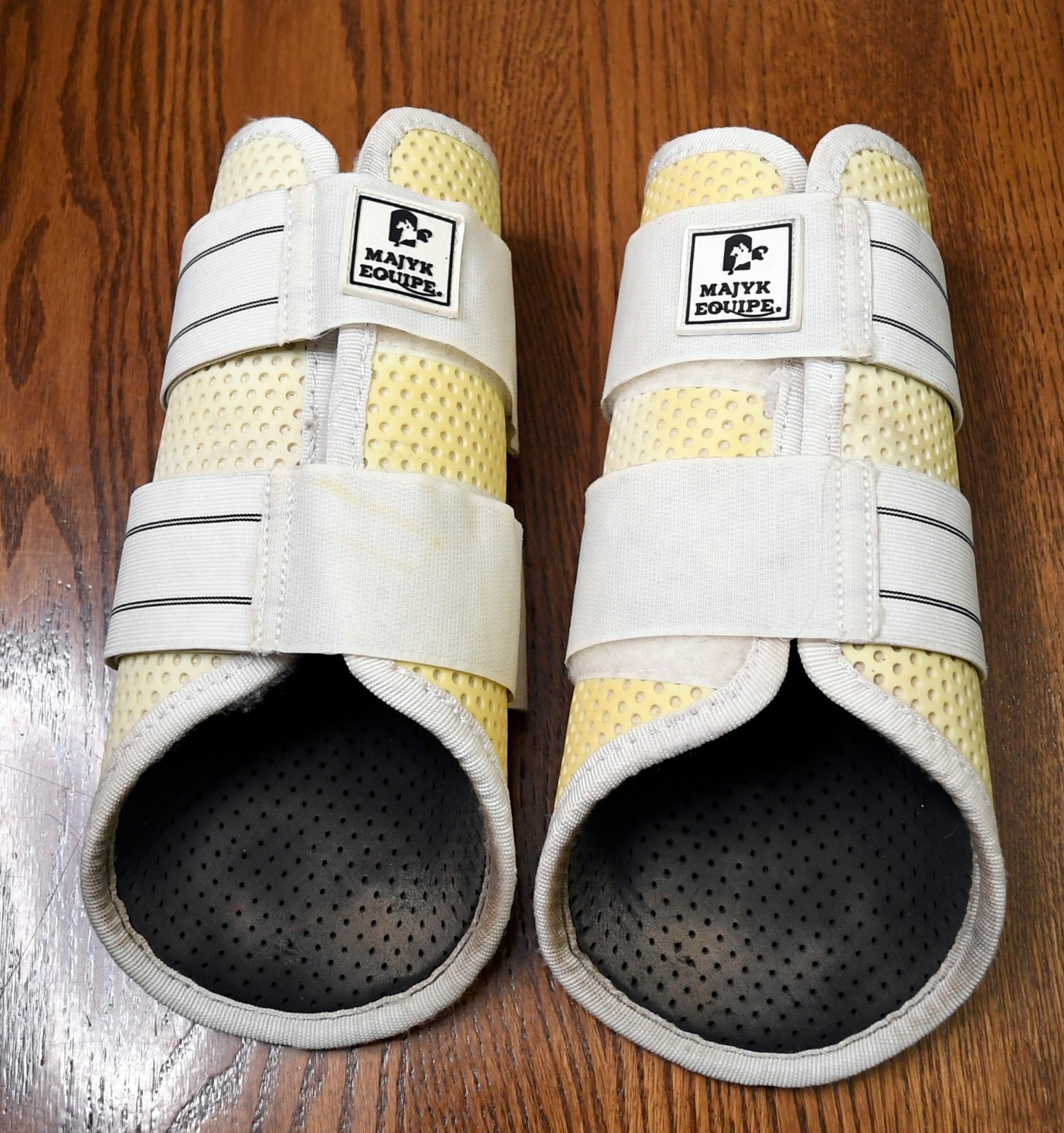 Majyk, boots, pair, white, Large