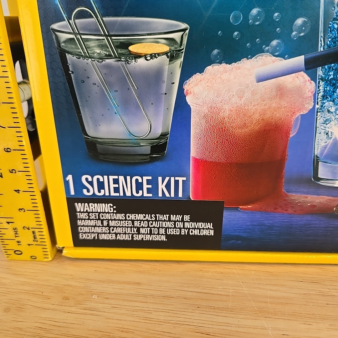 NATIONAL GEOGRAPHIC Mega Science Magic Kit – Science Kit for Kids New