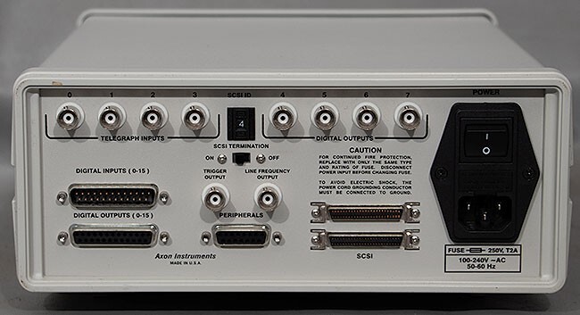 Axon Instruments/Molecular Dynamics Digidata 1322A 16bit Data Acquisition System