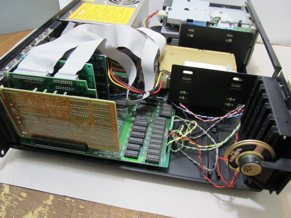 Vintage IBM-? Computer Turbo XT Compatible' 87B1 ****Pls Read