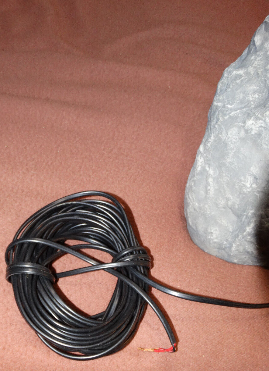 Outdoor 6 1/2" 2-way Grey natural ROCK Garden landscape Speaker w/50' foot cable