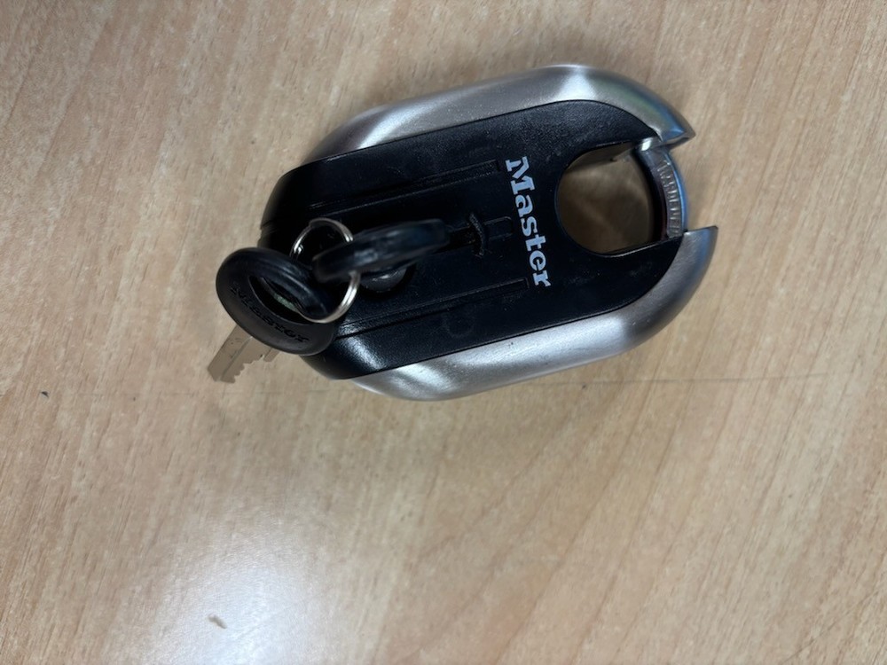 Master Lock model 187 titanium padlock - New