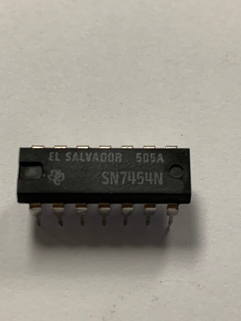 SN7454N  IC