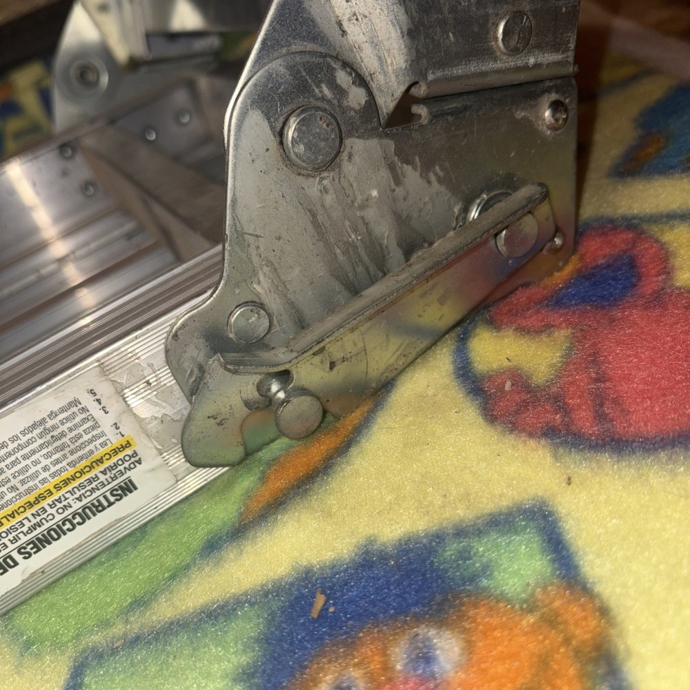 Werner AP-20 aluminum work platform ladder-Fully Functional/Used