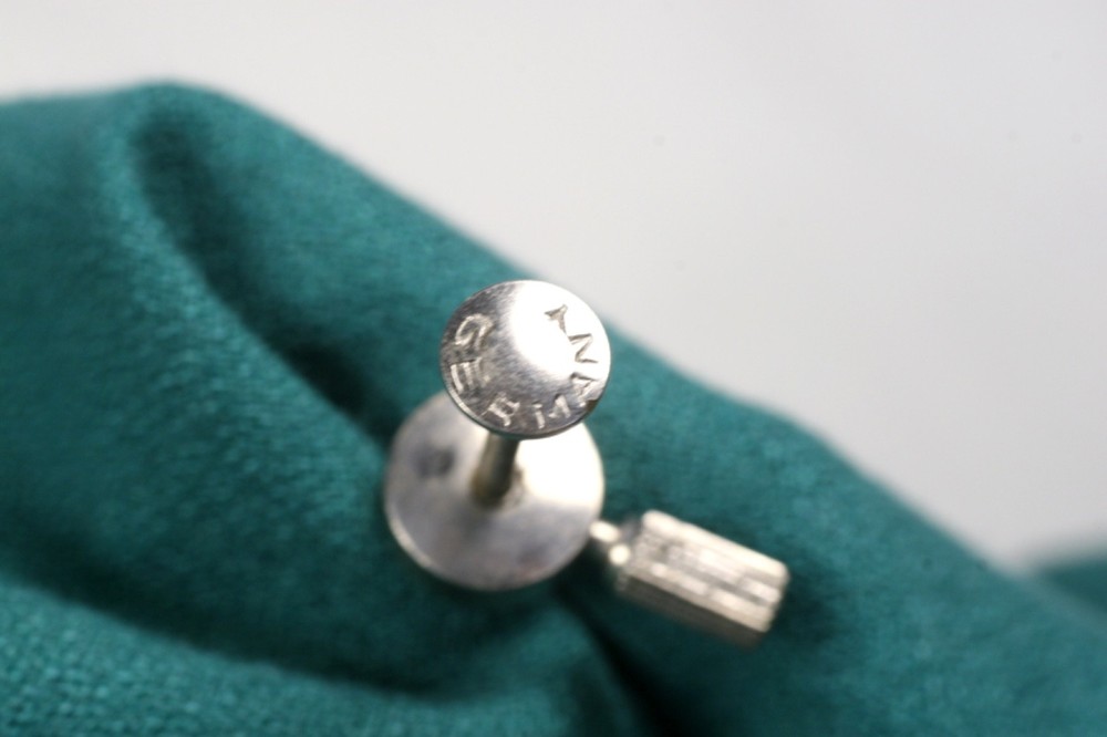 Remote Camera Shutter Release Cable - 10" Black Woven Germany