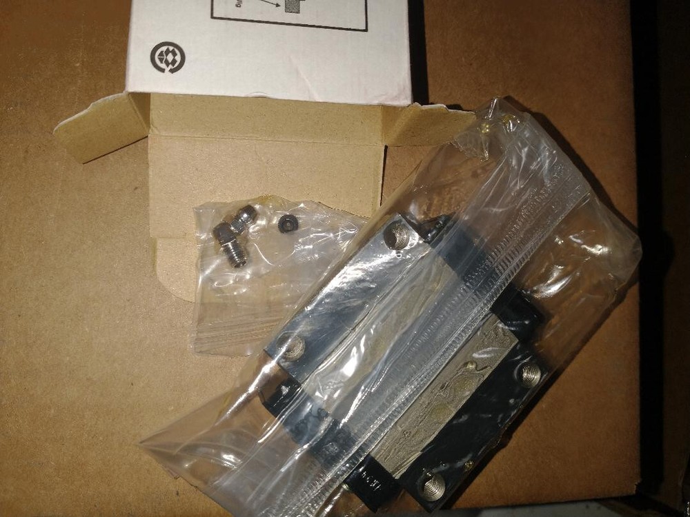 THK HSR20C1SS (GK) UL190876 20mm