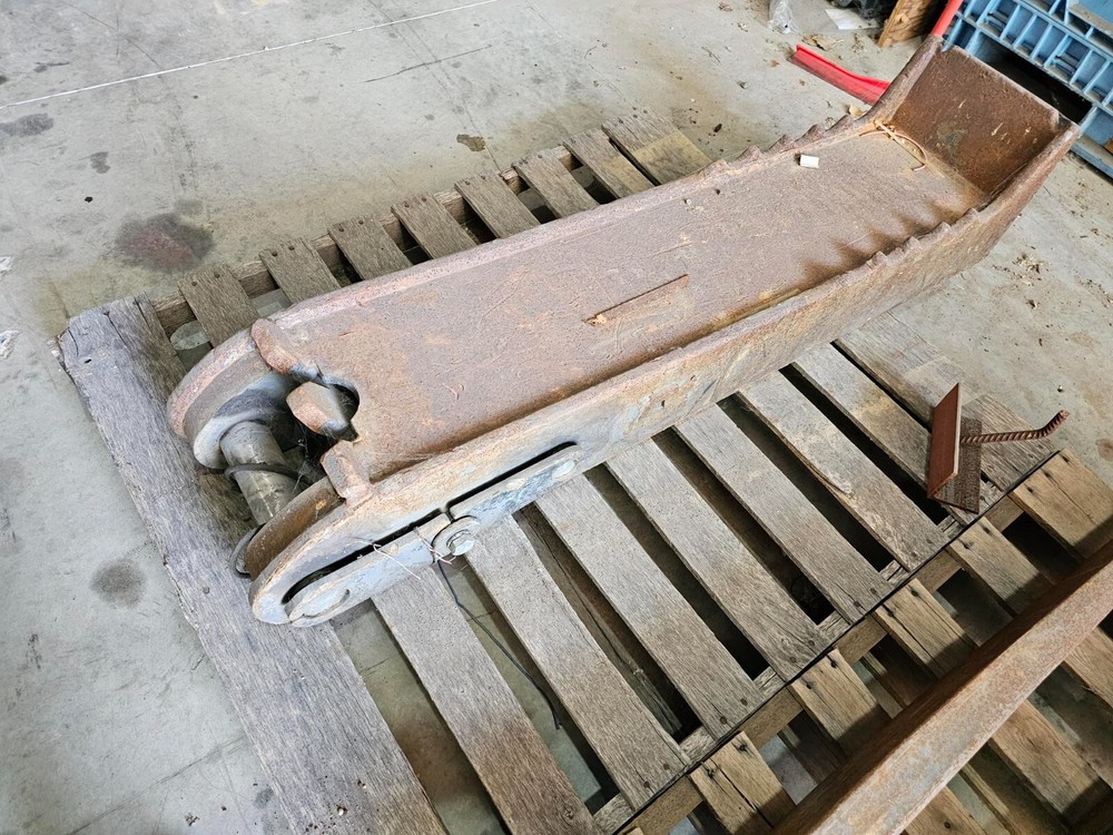 48" Kobelco Excavator Thumb