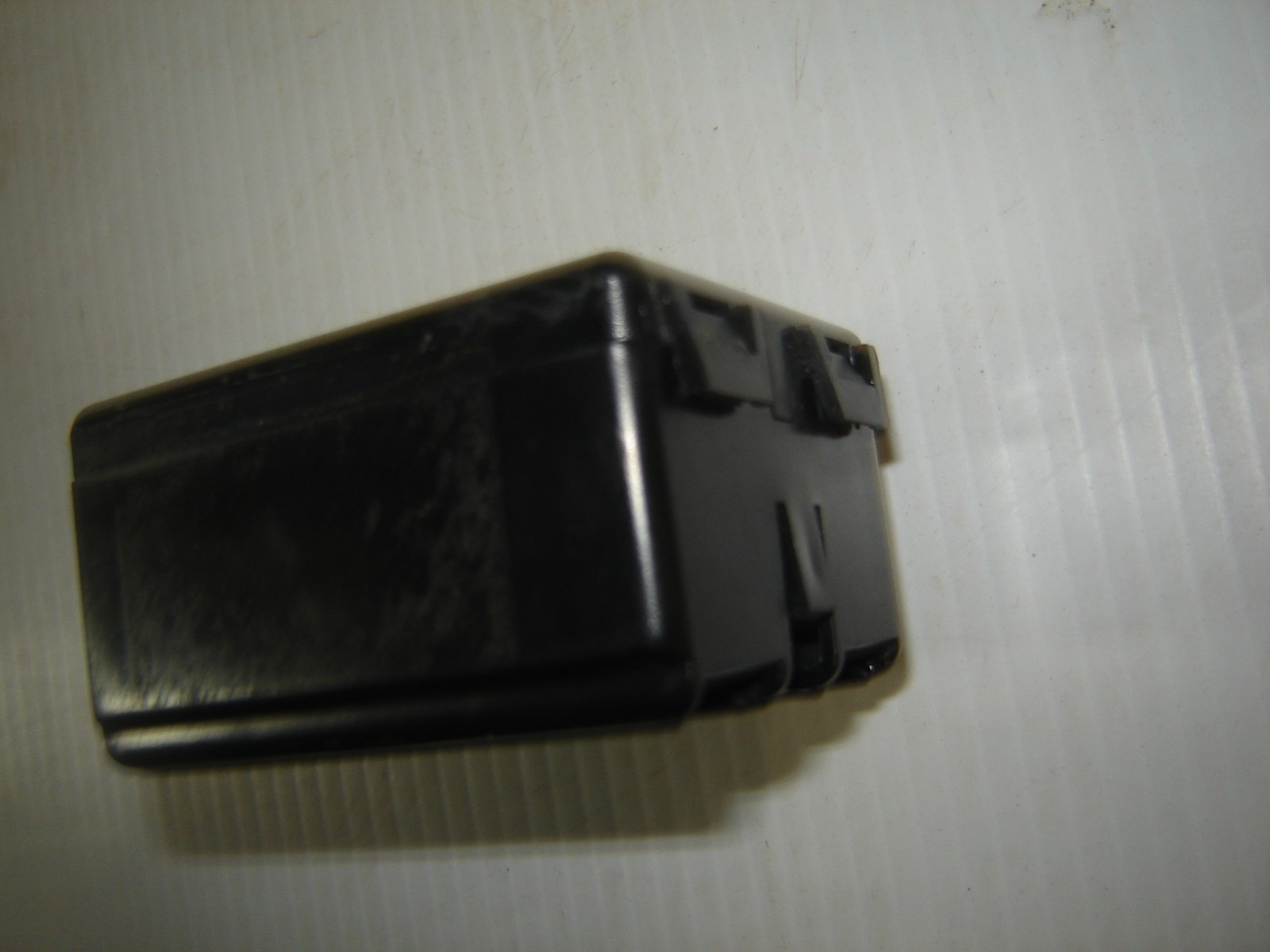 94-98 Ford Mustang Windshield Wiper Pulse Relay Module F4TF-17D539-CA