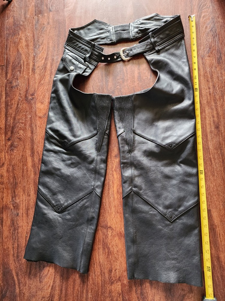 HARLEY-DAVIDSON LEATHER BLACK CHAPS SIZE MEDIUM USED