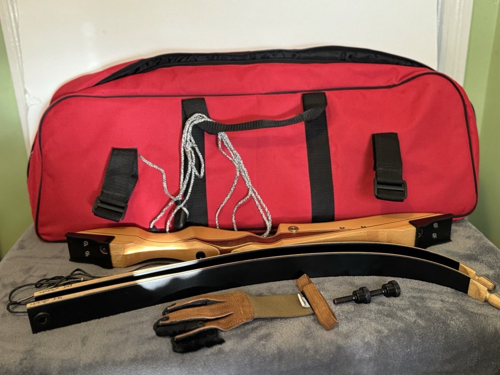 Martin 15LB Poplar Recurve Bow Kit