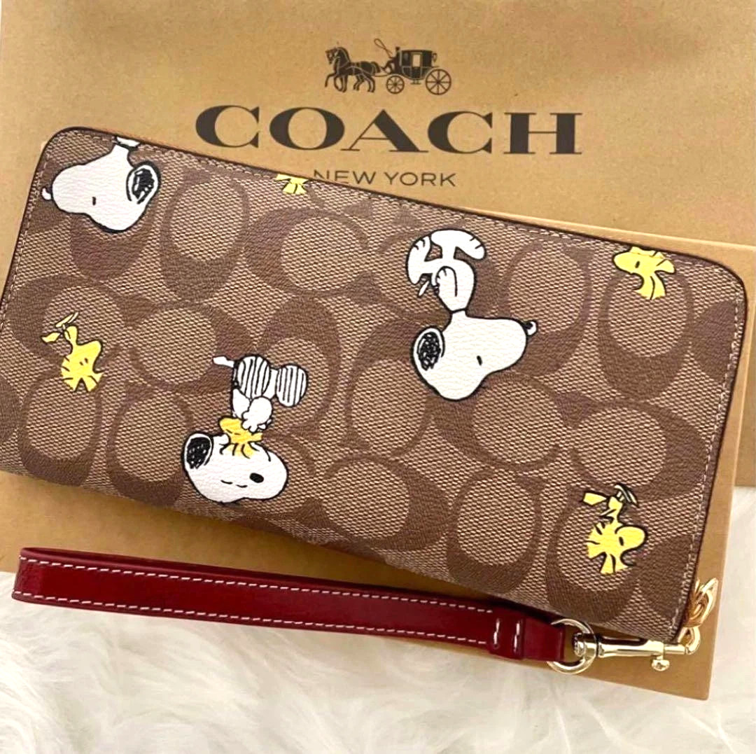 2026 Coach X Peanuts Long Zip Around Wallet With Snoopy Woodstock/Friends CE705