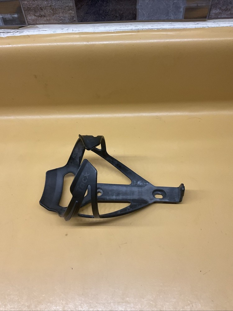 Black Tacx Plastic Water Bottle Cage
