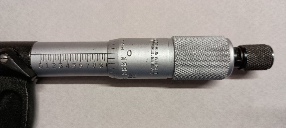 Moore & Wright No. 966 Outside Micrometer 1-2" .001" Ratchet Stop & Lock ENGLAND