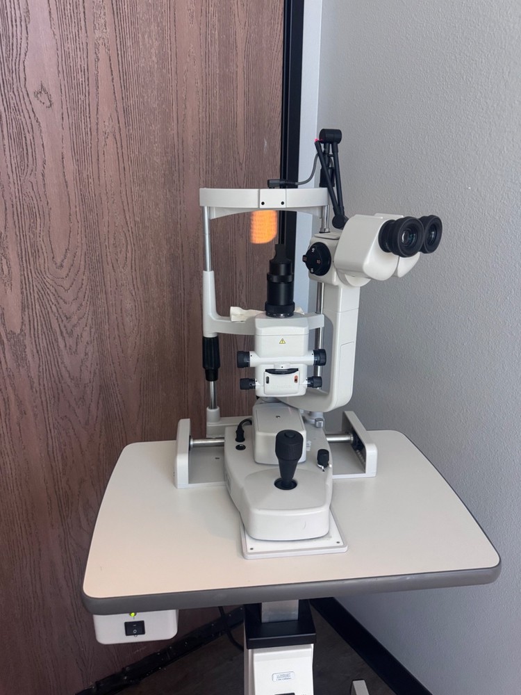 Topcon SL2G Slit Lamp-Good Condition!