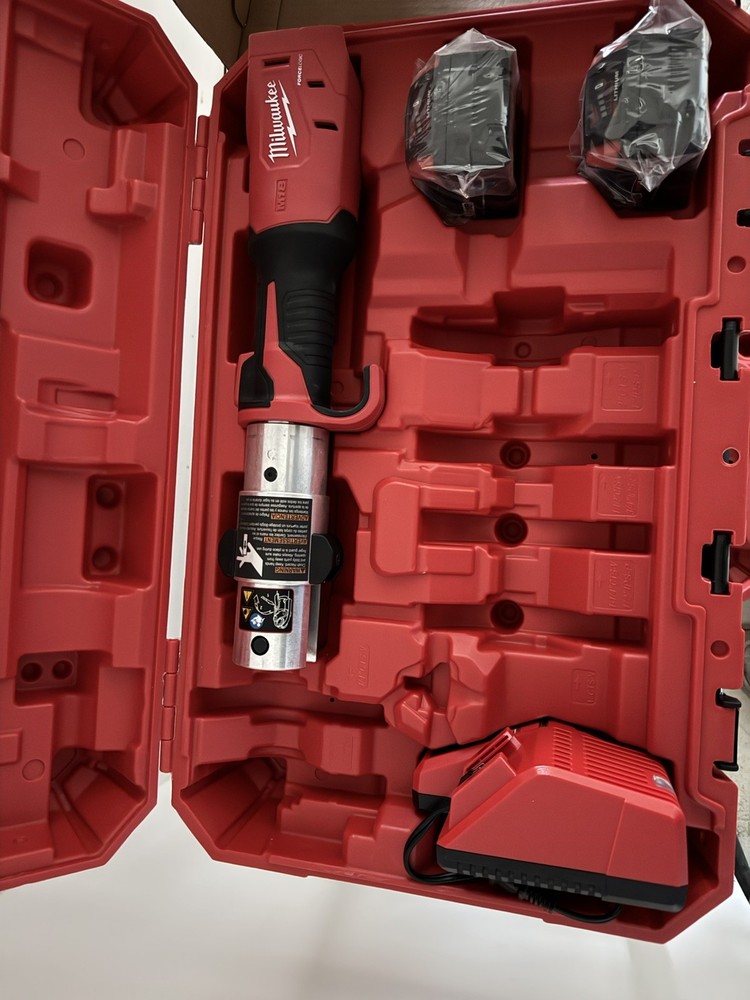 Milwaukee Tool 2773-20L M18 Force Logic Long Throw Press Tool Kit