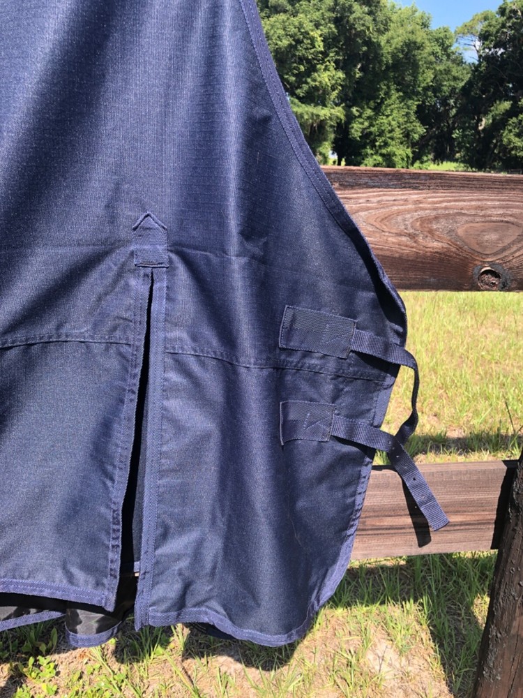 Equi-Essentials 600D Turnout, 75"