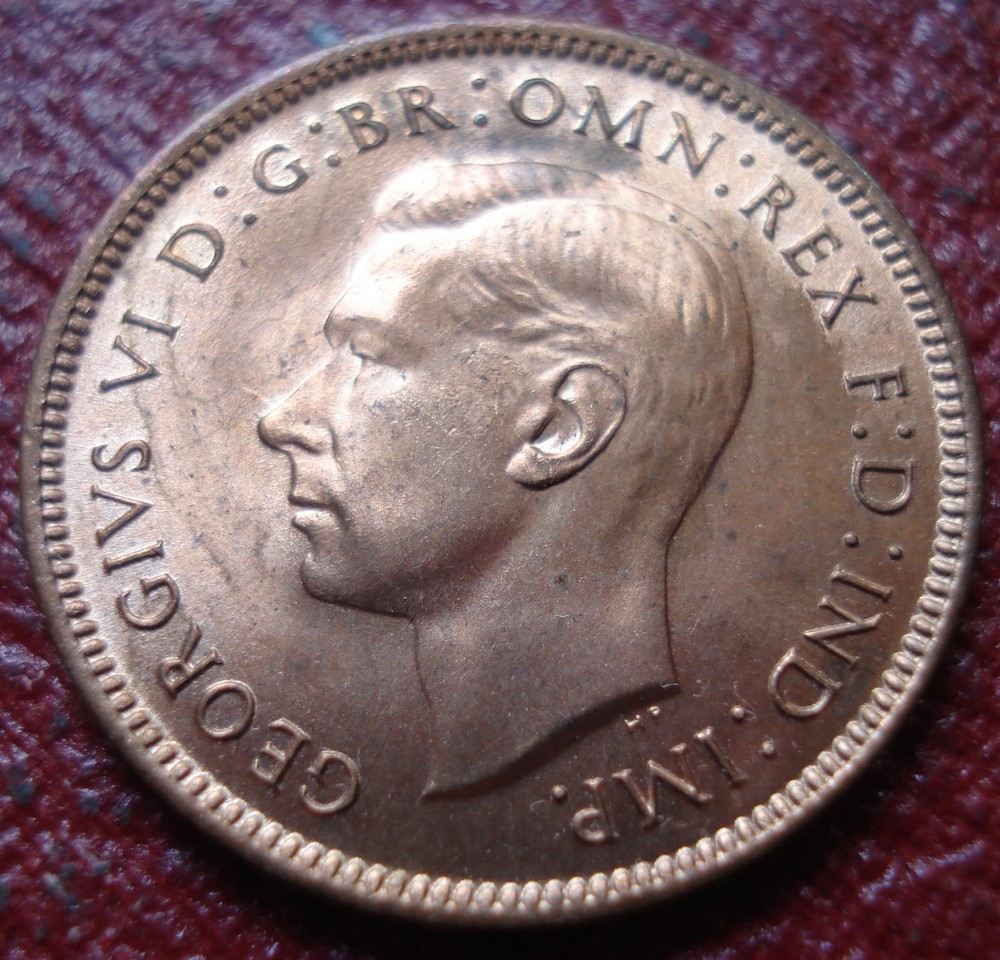 1944 BRITISH FARTHING IN UNCIRCULATED CONDITION