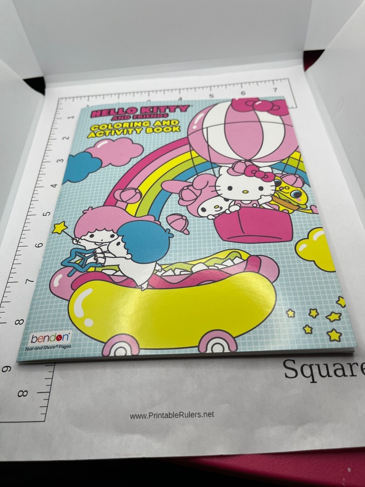 COLORING BOOK: Hello Kitty