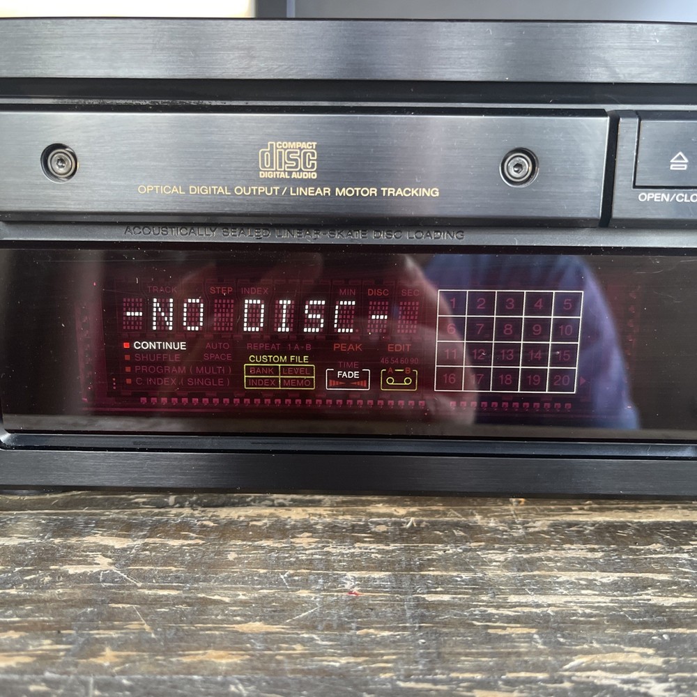 Sony CDP-X55ES Stereo Compact Disc Player CD Player Linear Converter “ READ”