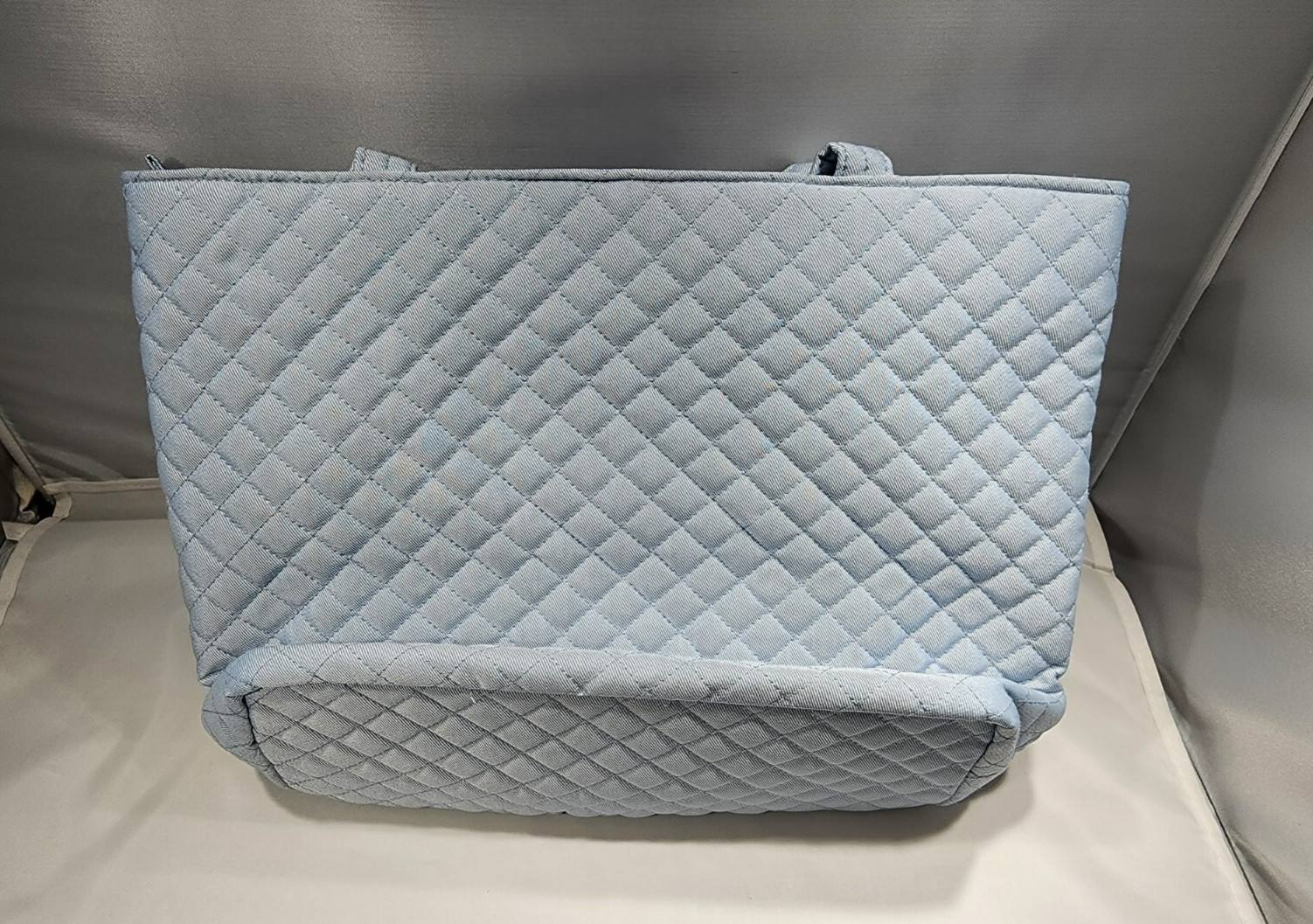 Vera Bradley Disney Toy Story Small Vera Tote Bag Andy's Room NEW