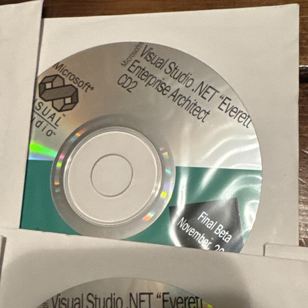 Microsoft Visual Studio.NET 2002 Professional Edition “Everett” MSDN Discs