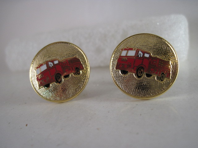 Fire Engine    logo  pair Cufflinks      (x**h151)
