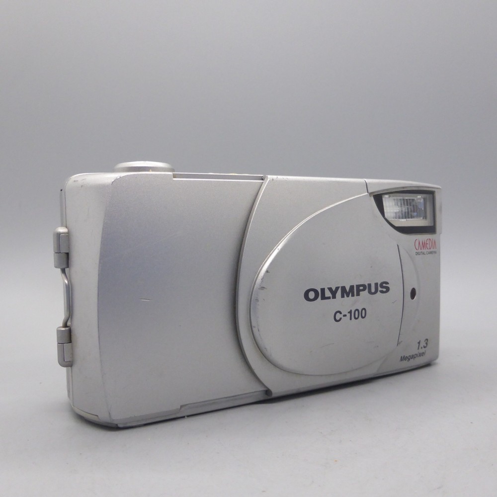 Olympus Digital Camera Camedia C-100 1.3MP Silver Tested