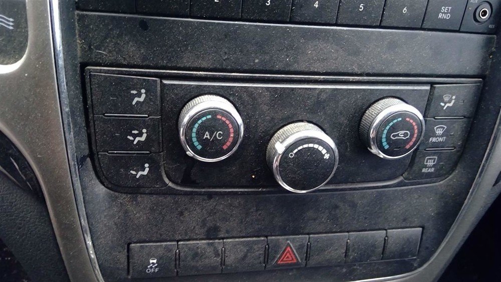 GRANDCHER 2013 Transmission Shift 2041841