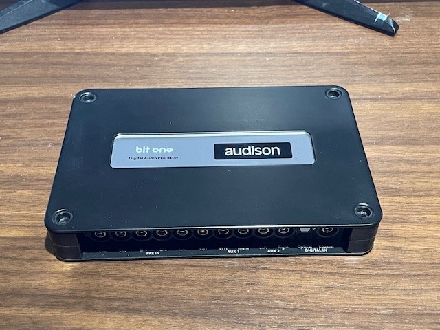 Audison Bit One Processor (Remote, Cables , CD, Manual included)
