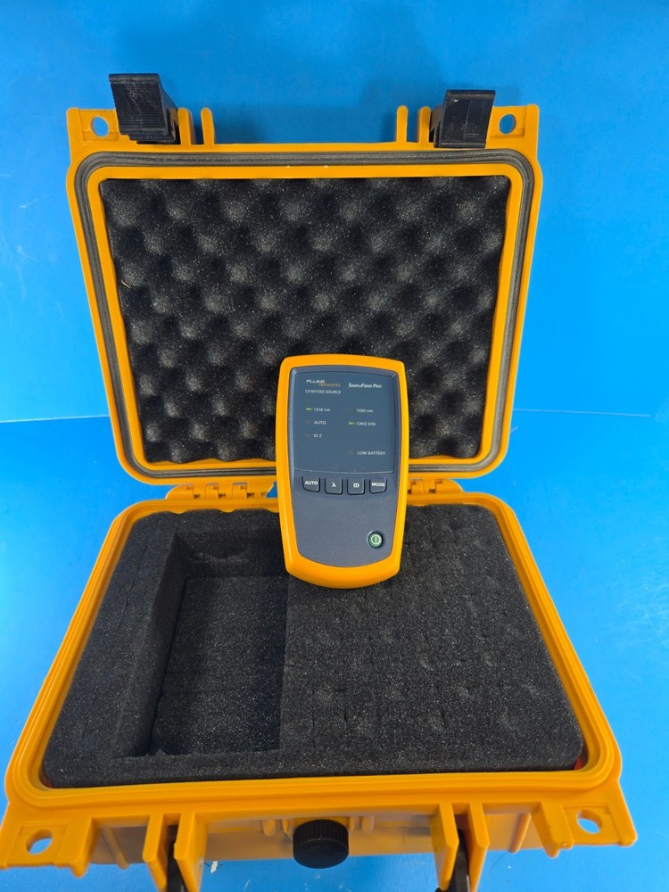 Fluke Networks Simplifiber Pro SM Singlemode 1310 / 1550 Source Unit
