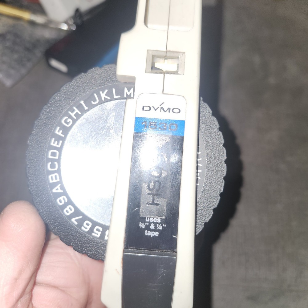 Vintage Dymo Model 1530 tapewriter Label Maker