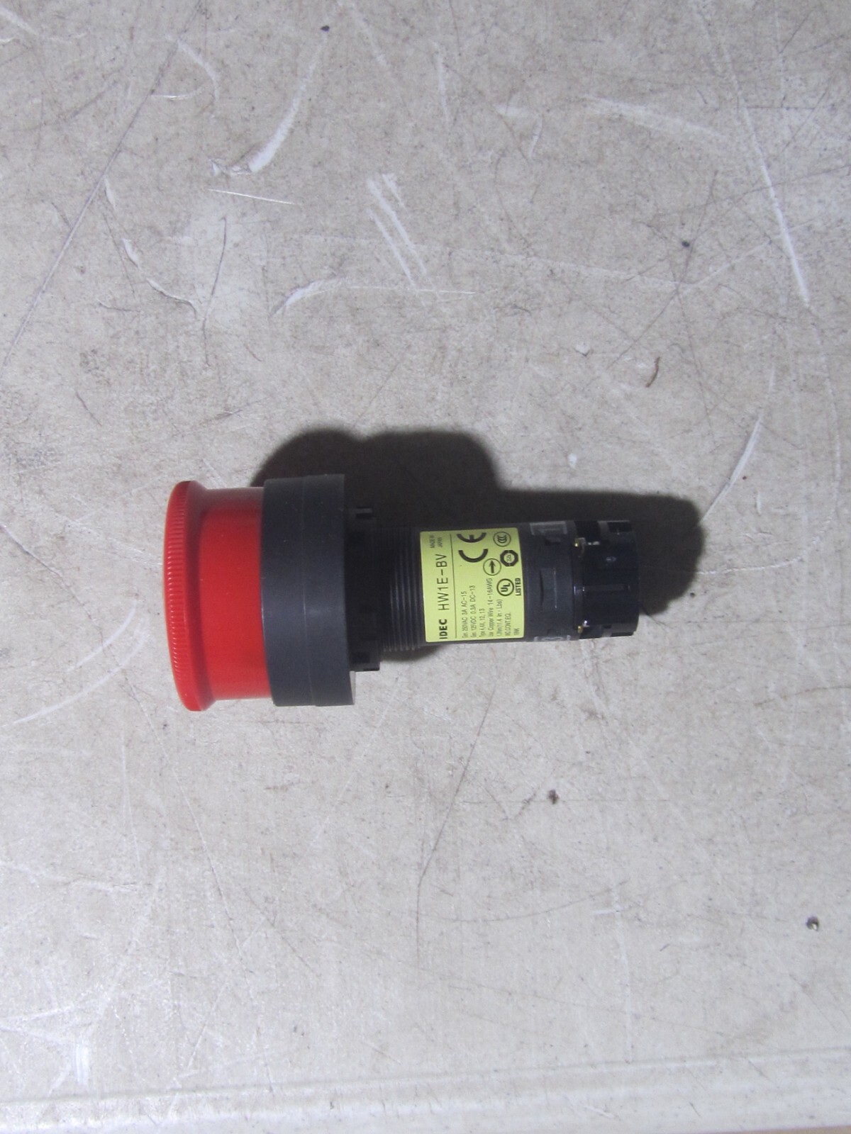 NEW GENUINE IDEC HW1E-BV4F11R CONTROL UNIT EMERGENCY STOP SWITCH