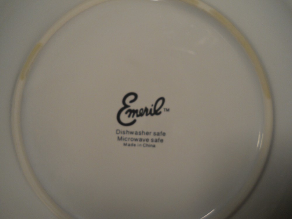 Emeril Red Checkboard Dinnerware~4 pc Place Setting~Dinner/Luncheon/Salad