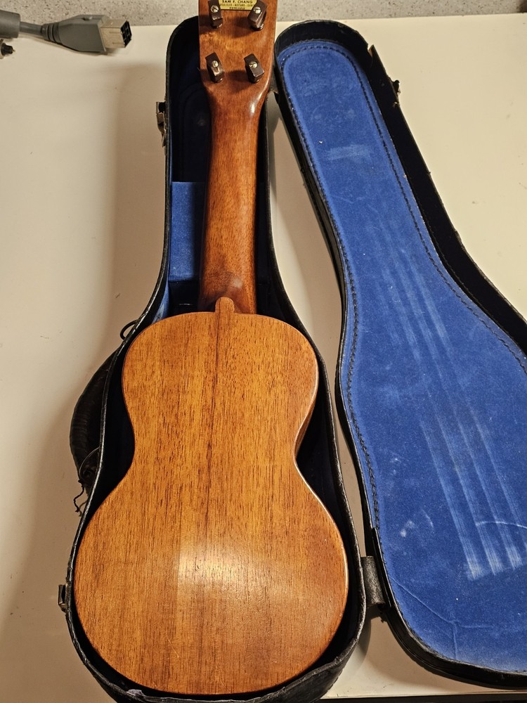 Sam F Chang Ukelele