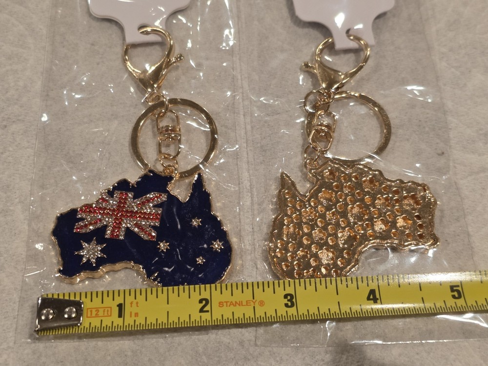 Australia 🇦🇺 key chain - New, still in a wrap