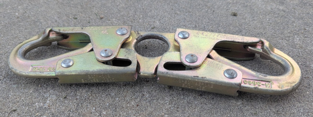 N-3660 Forged Spreader Snap Hook Self Locking