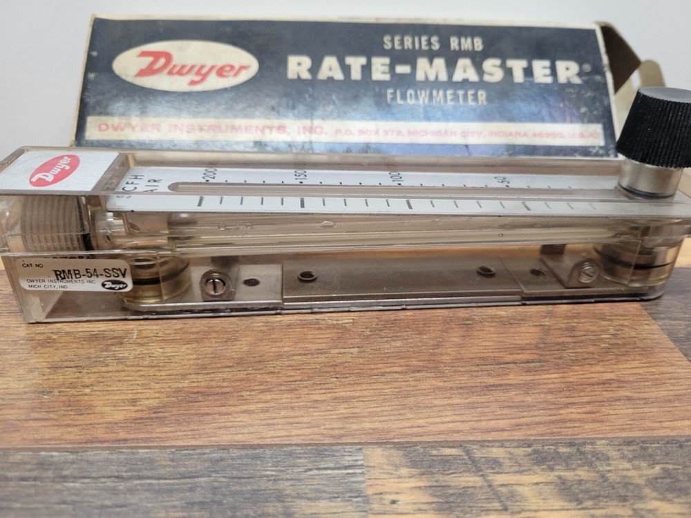 Dwyer RMB-54-SSV Rate-master Variable Area Flow Meter 20-200 SCFH Air Flowmeter