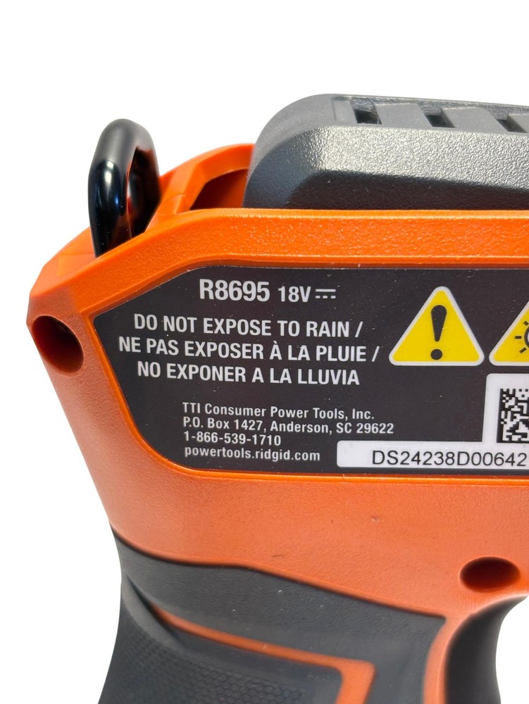 RIDGID 18V Cordless Tool Set Reciprocating Saw/Impact Driver/Flashlight/Drill